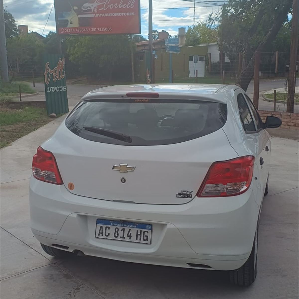 CHEVROLET JOY - InfoGuia Traslasierra CHEVROLET JOY - InfoGuia Traslasierra - 🚘 CHEVROLET JOY ✔️MODELO 2018 ✔️KM 87.000 ✔️ IMPECABLE ESTADO Compra y Venta 🚘 Financiación y permuta 📲 3544-430878 Nos encontras en: 📍Simón Bolivar 1850 Mina Clavero 📍Córdoba (taninga)
