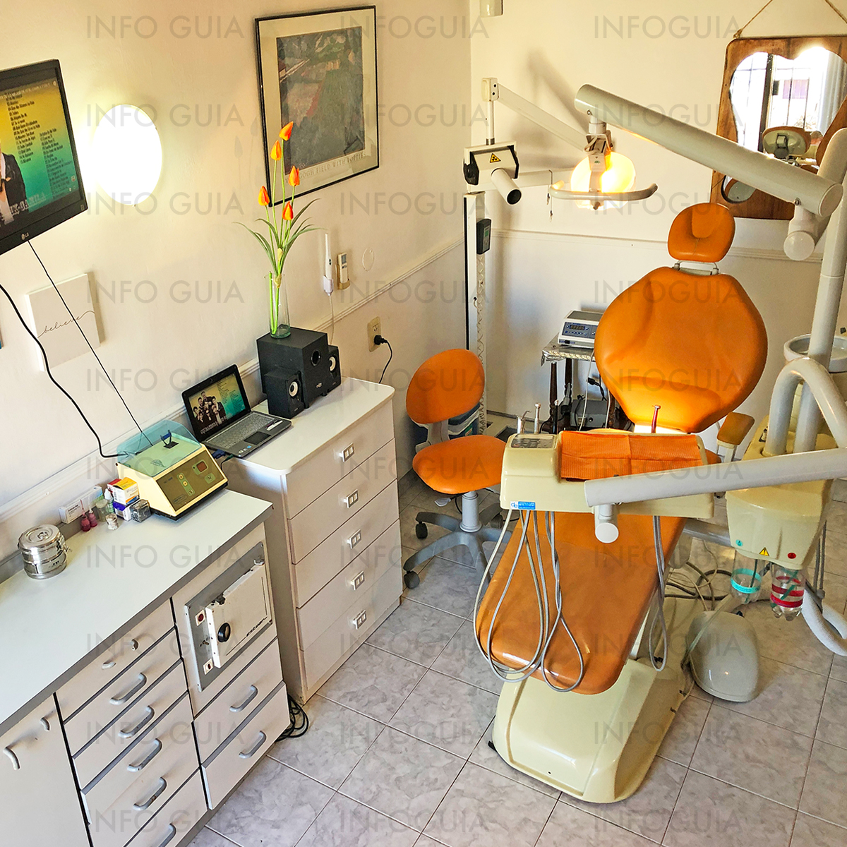 Odontólogas Eugenia y Mariana Salinas - InfoGuia Traslasierra - Consultorio Odontológico Eugenia Salinas Od. MP. 5576 - Implantes Mariana Salinas Od. MP. 6731 - Ortodoncia Implantes, ortodoncia, financiación, prevención, prótesis, cirugías, estética, niños y adultos, mutuales. Turnos pautados vía telefónica Lamar de Lunes a viernes De: 09:00 a 20:00hs Teléfonos: 03544 464 130 - Con WhatsApp - Dra. Eugenia Salinas 03544 593 408 - Con WhatsApp - Dra. Mariana Salinas Odontólogas Eugenia y Mariana Salinas - InfoGuia Traslasierra - Consultorio Odontológico Eugenia Salinas Od. MP. 5576 - Implantes Mariana Salinas Od. MP. 6731 - Ortodoncia Implantes, ortodoncia, financiación, prevención, prótesis, cirugías, estética, niños y adultos, mutuales. Turnos pautados vía telefónica Lamar de Lunes a viernes De: 09:00 a 20:00hs Teléfonos: 03544 464 130 - Con WhatsApp - Dra. Eugenia Salinas 03544 593 408 - Con WhatsApp - Dra. Mariana Salinas