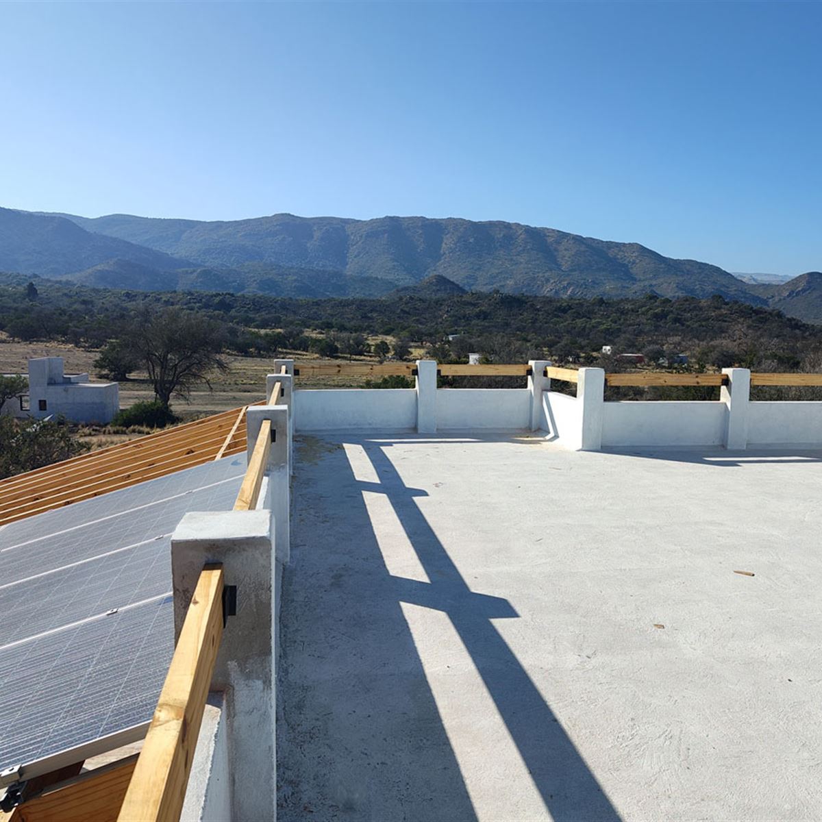 Paneles solares - InfoGuia Traslasierra - Paneles solares instalados en los techos